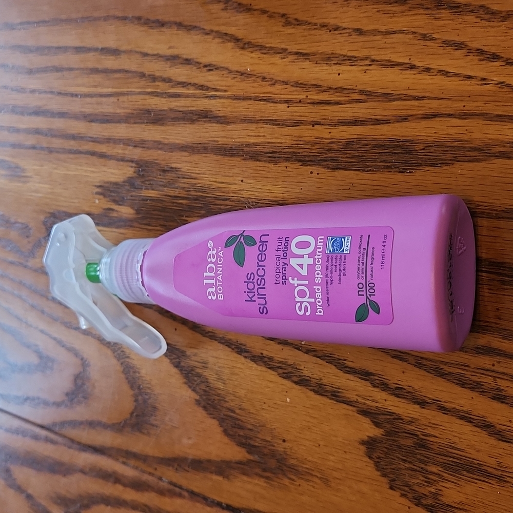 Alba Botanica kids sunscreen